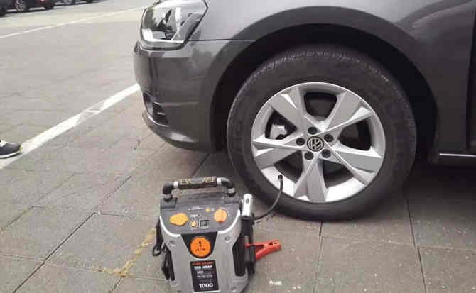 合作汽车搭电案例